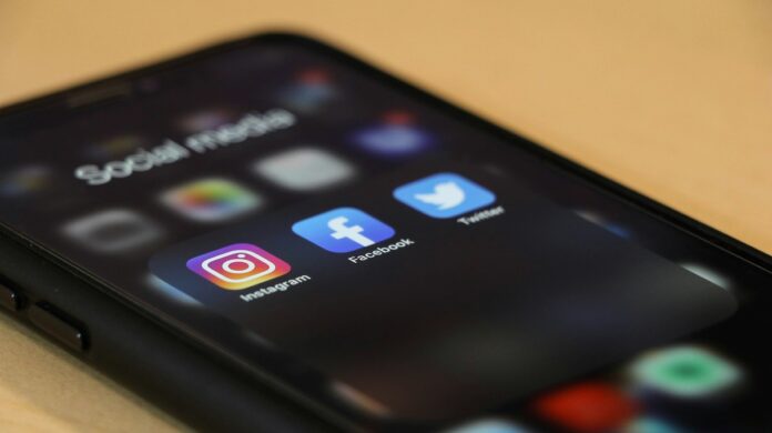 social media mistakes