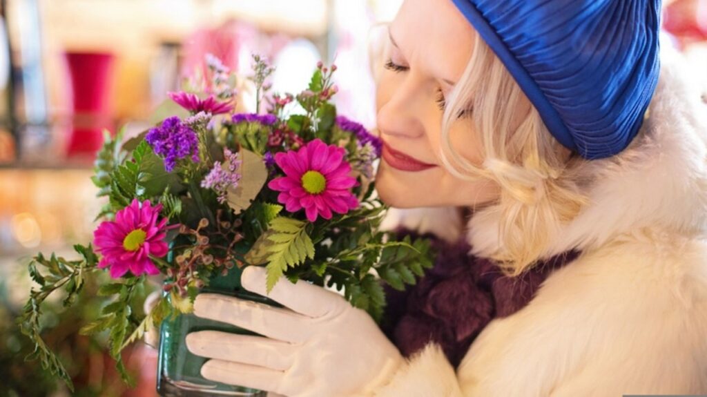 Flower Builds Strong Bonding
