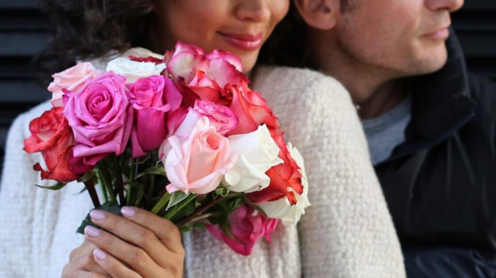 How Flower Builds Strong Bonding