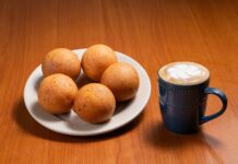 Buñuelos Colombianos Near Me